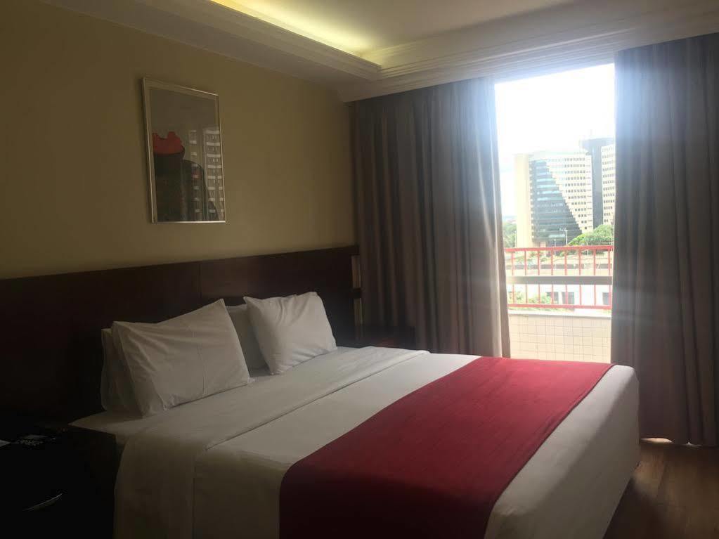 Plaza Bittar Hotel Brasilia Bagian luar foto